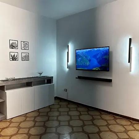 Lido 4 Apartment *